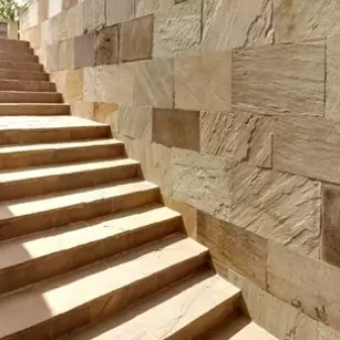 podłoga z piaskowca