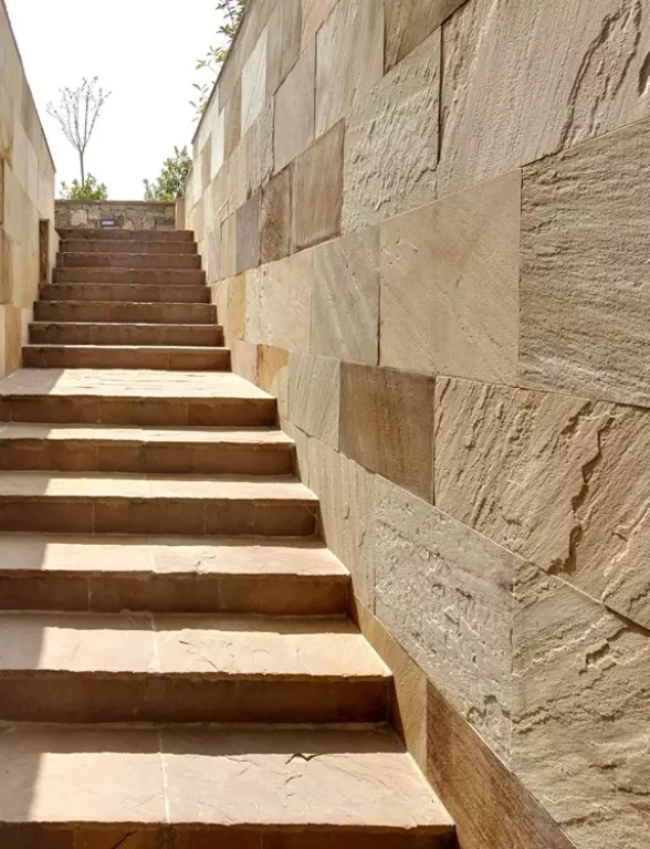 podłogowe płytki z piaskowca