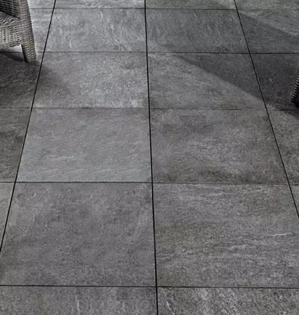 płytka gresowa naśladująca czarny granit
